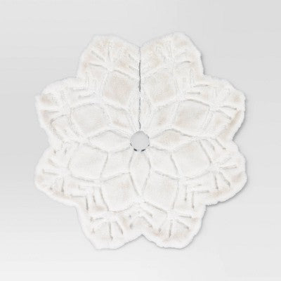 48" Christmas Dia Faux Fur Snowflake Shaped Tree Skirt - Wondershop™