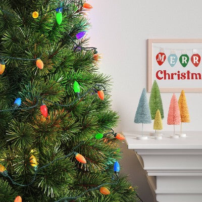 25ct LED C9 Classic Glow Indoor Outdoor Christmas String Lights With Green Wire - Wondershop™