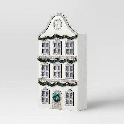  Christmas Lit Mantle House White - Wondershop™